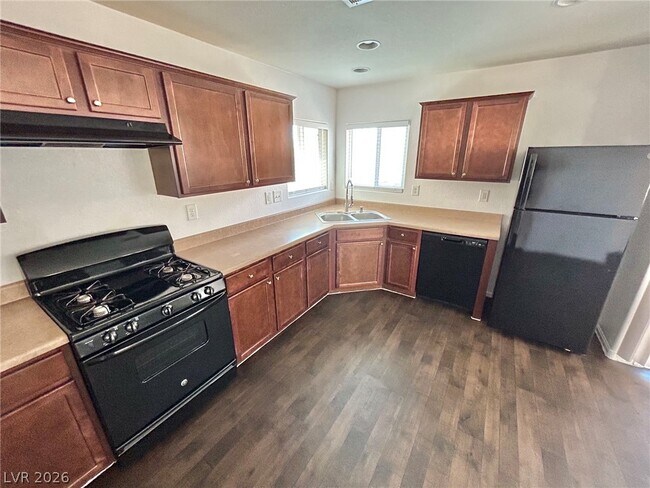 Building Photo - 4908 Blue Marlin Ave