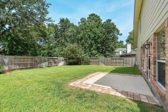 Building Photo - 27 N Queenscliff Cir