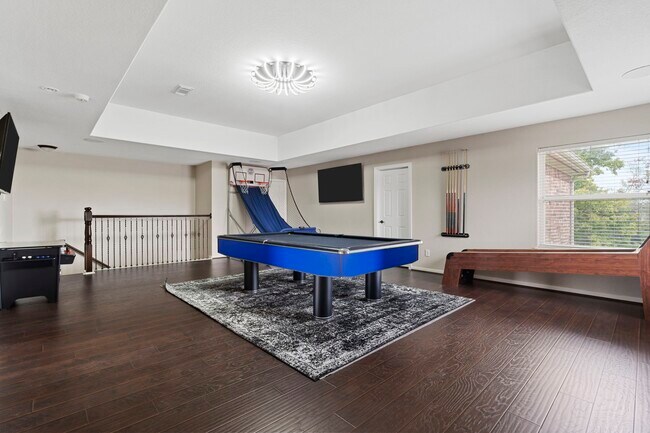 Building Photo - 4502 Creek Point Ln