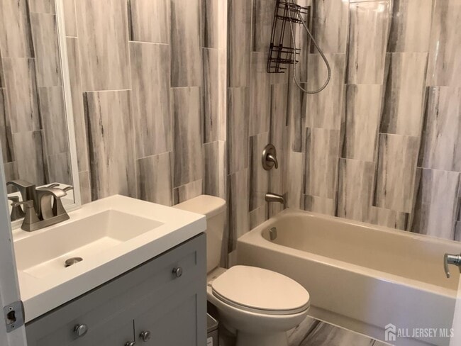 Building Photo - 336 Wimbeldon Ct