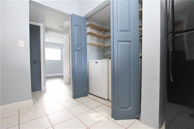 Building Photo - 3413 NW 44th St