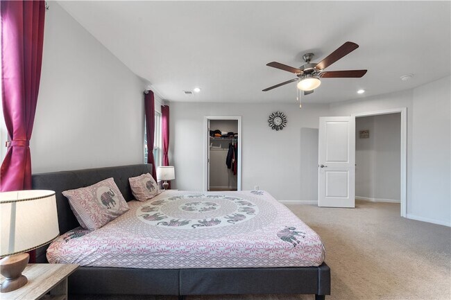 Building Photo - 5103 Spruce Rd