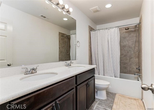 Building Photo - 3285 Ledgewood Cir