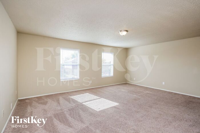 Building Photo - 2980 Santa Sabina Dr