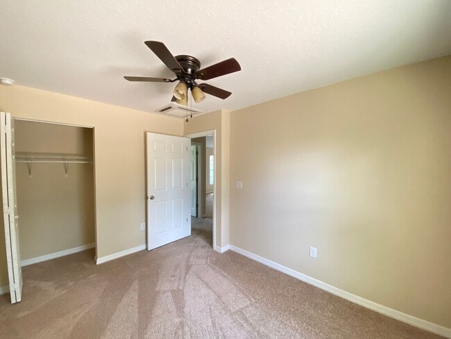Building Photo - 6110 SW 154th Lane Rd