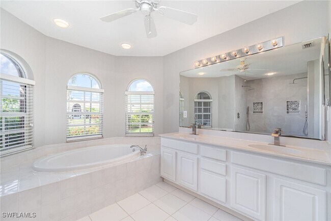 Building Photo - 4122 Olde Meadowbrook Ln