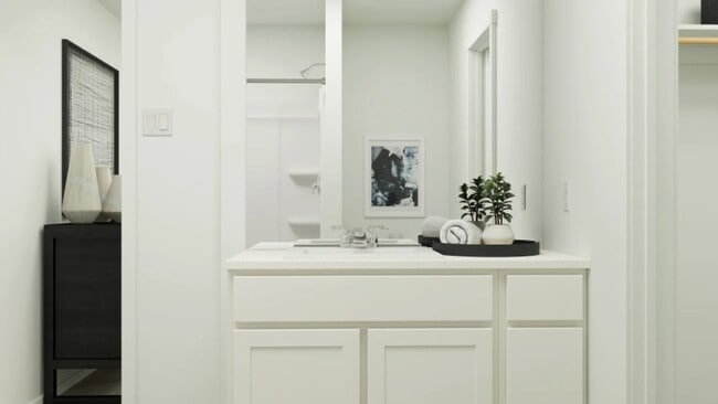 Building Photo - 18037 le gotte