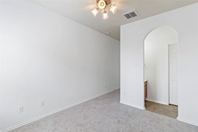 Building Photo - 23307 W Pine Ivy Ln