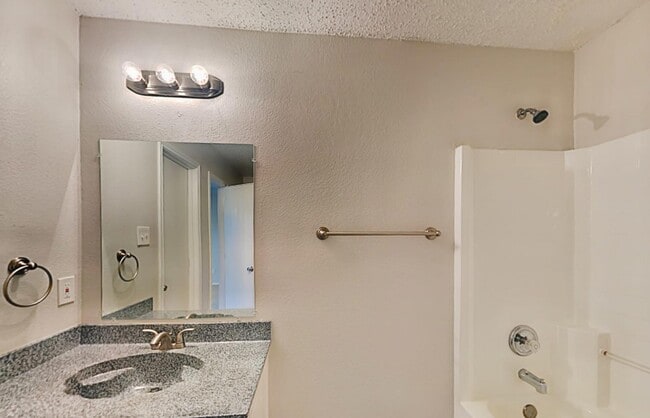 Building Photo - AVAILABLE NOW