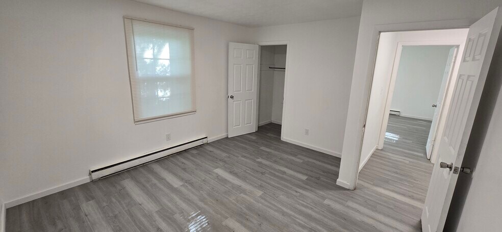 Building Photo - 310 Poe Ave
