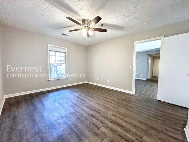 Building Photo - 295 E Burns Ct SW