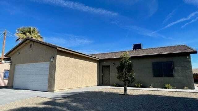 Building Photo - 4966 Andover Dr