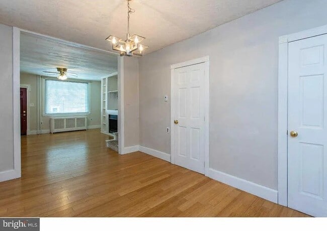 Building Photo - 141 Leverington Ave