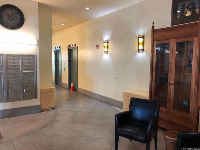 Building Photo - 2525 Date St