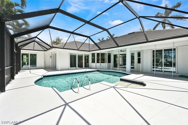 Building Photo - 4231 Crayton Rd