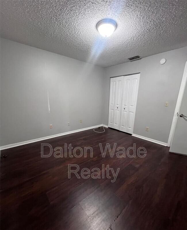 Building Photo - 6330 Bonnie Bay Cir N