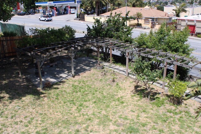 Building Photo - 3412 San Pablo Dam Rd