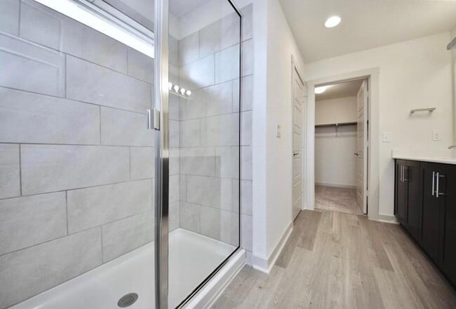 Building Photo - 1825 Bonham Ln