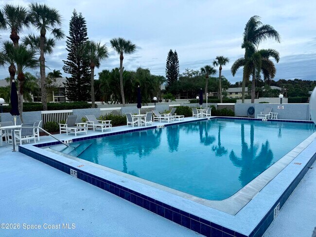 Building Photo - 1485 Malibu Cir NE