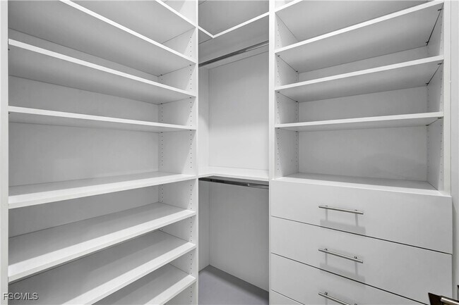 Building Photo - 3366 72nd Ave NE