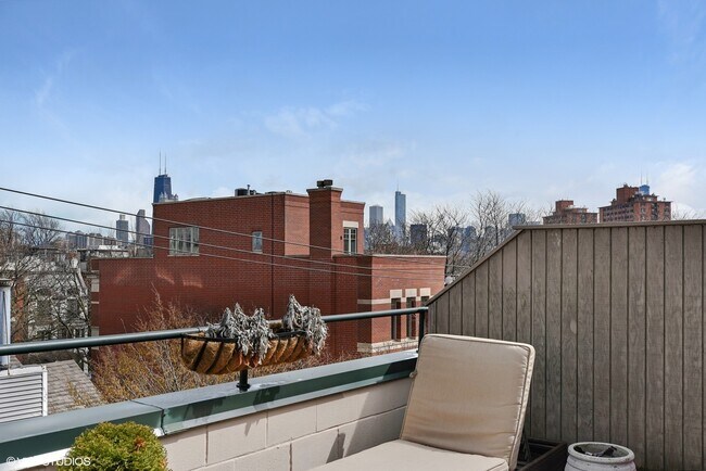 Building Photo - 1701 N Halsted St