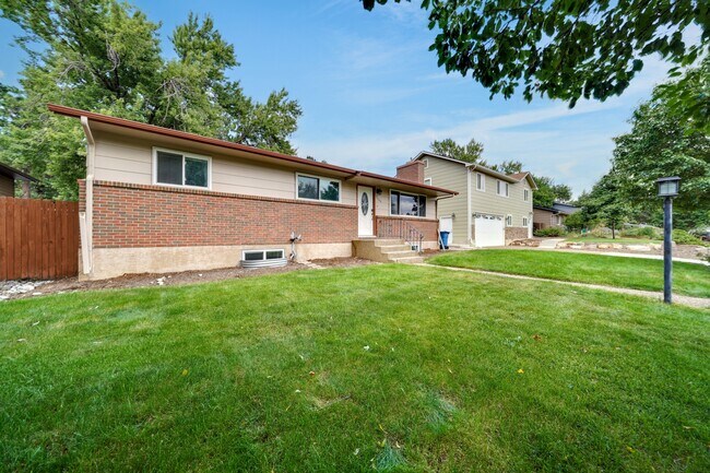 Building Photo - 1206 Westmoreland Rd
