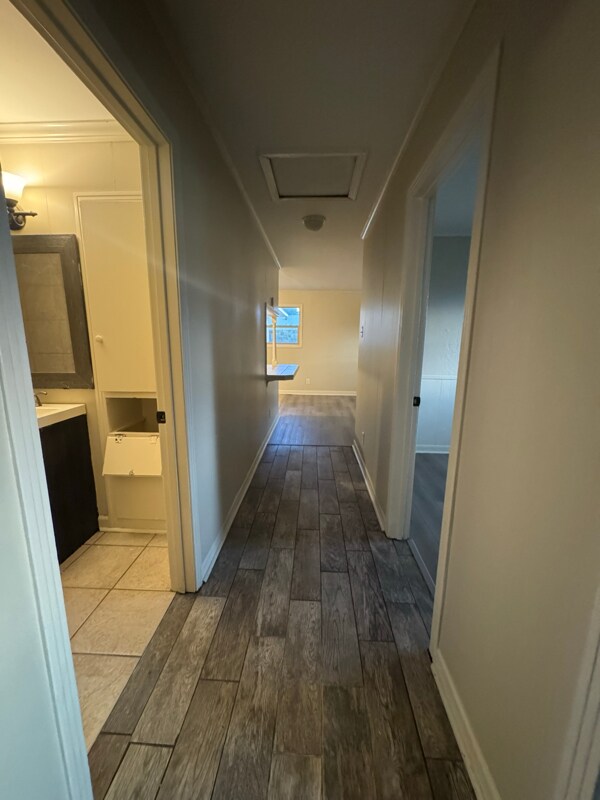 Building Photo - 300 Belle Homme Dr