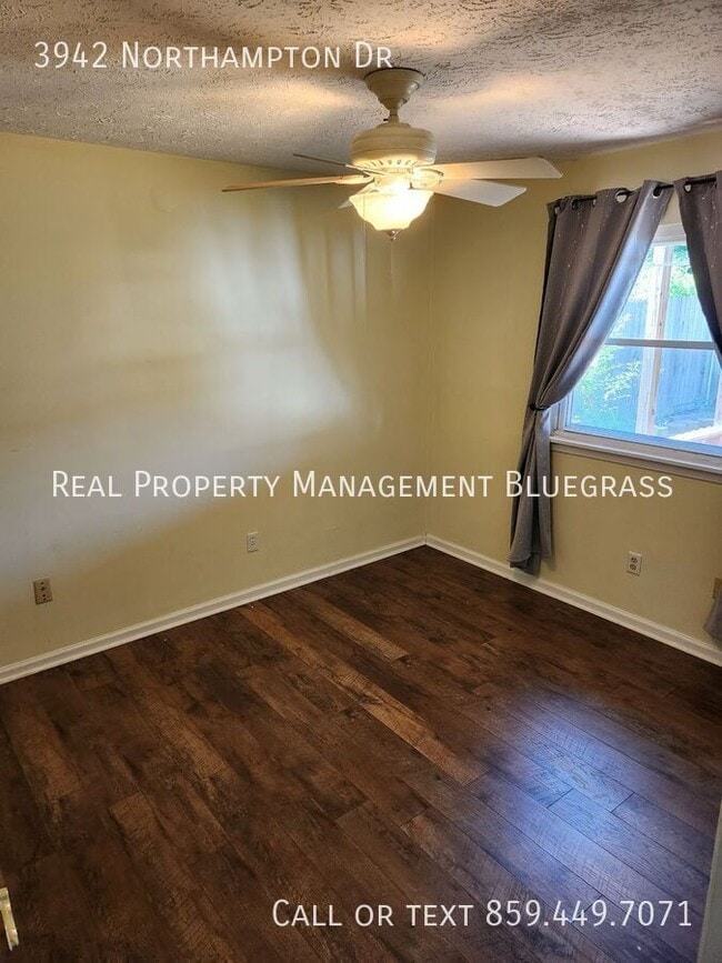 Building Photo - 3942 Northampton Dr