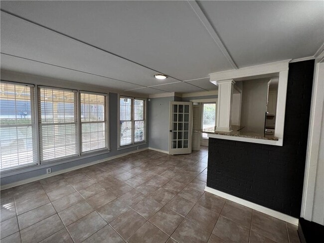 Building Photo - 3490 Sexton Woods Dr