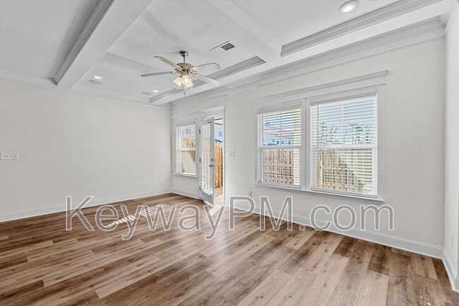 Building Photo - 331 Sumac Trail