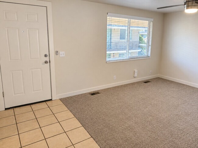Building Photo - 2117 E 3300 S