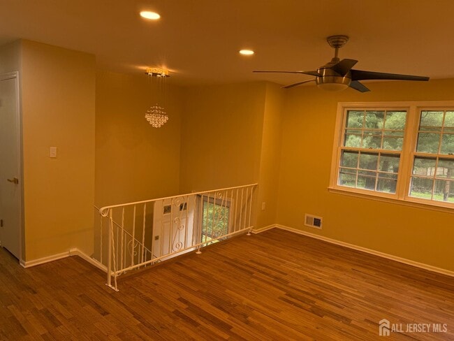 Building Photo - 5 Pelmont Pl