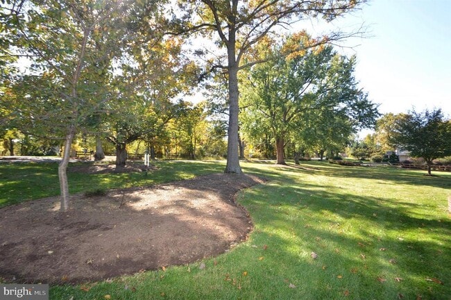 Building Photo - 12614 Oxon Rd