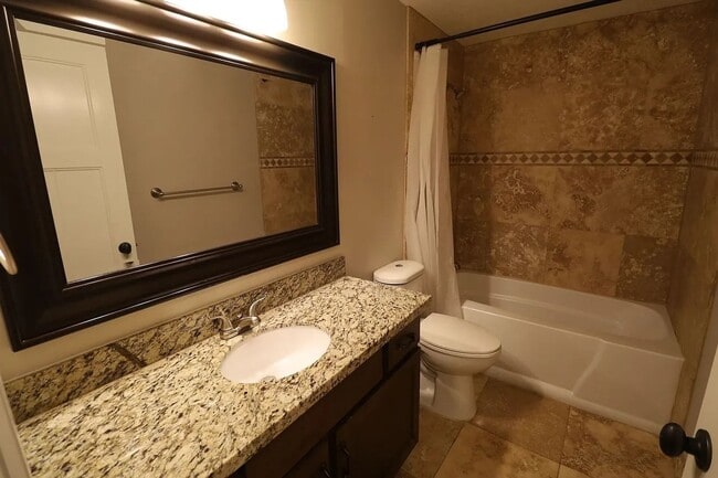 Building Photo - 1/2 off 1st months rent! Close to Utah State University Equestrian Park!