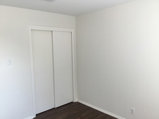 Building Photo - 3500 Banda Ln