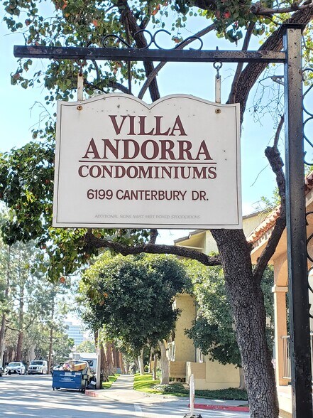 Building Photo - 6199 Canterbury Dr