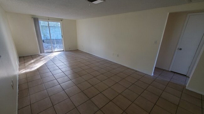 Building Photo - 5416 Reef Dr