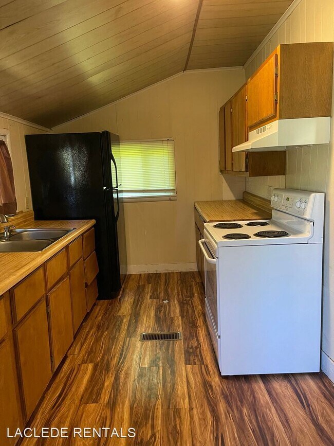 Primary Photo - 2 br, 1 bath House - 209 Winsor
