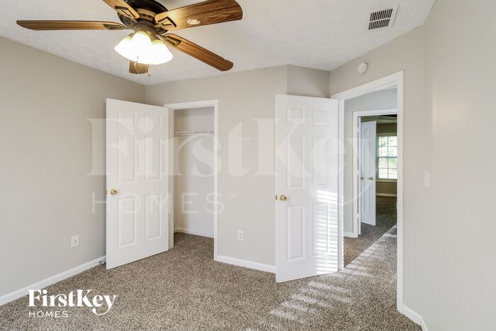 Building Photo - 95 Syracuse Ln