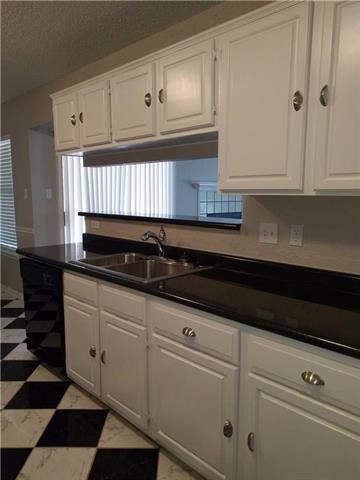 Building Photo - 610 Buttercup Cir
