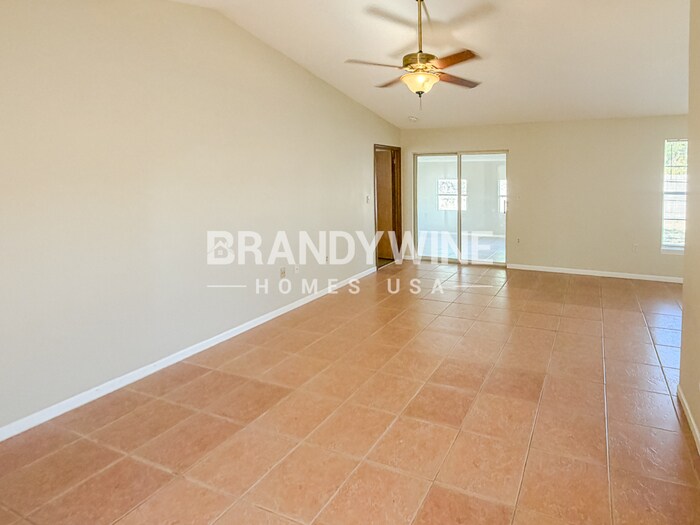 Building Photo - 4965 Reginald Rd