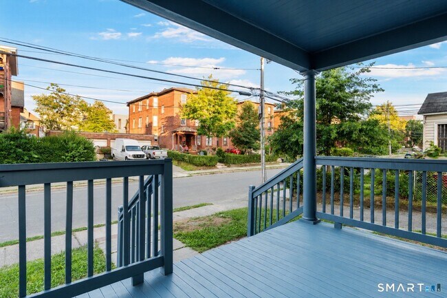 Building Photo - 81 Hungerford St