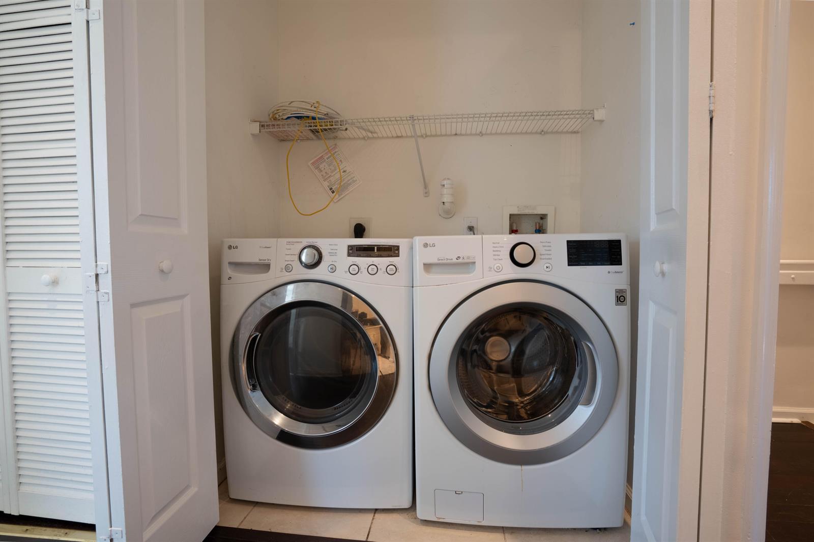 Building Photo - 1356 Piazza Pitti