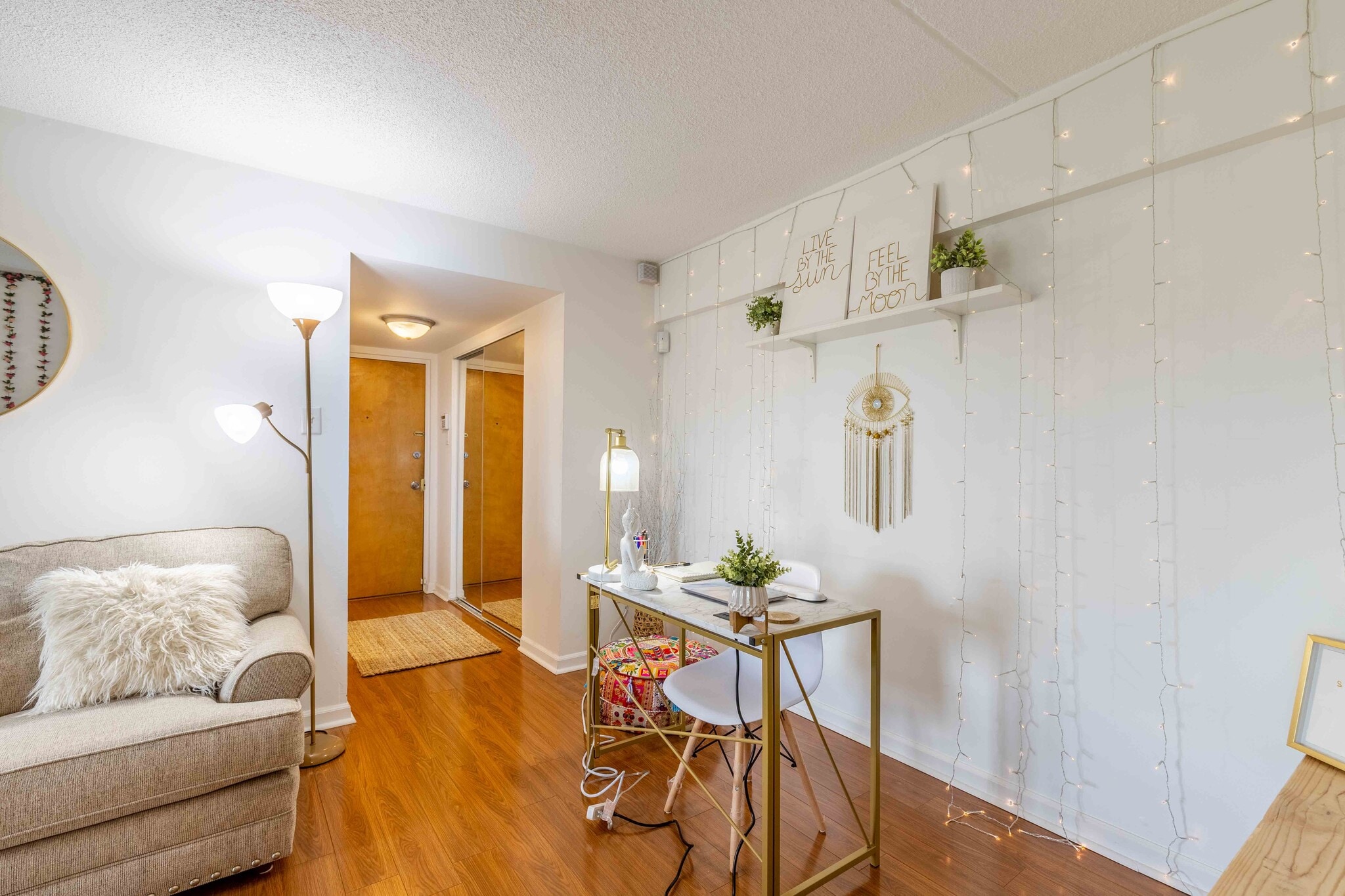 Building Photo - 3307 Valley Dr