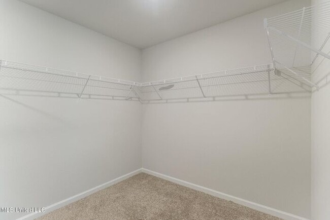 Building Photo - 1057 Enclave Cir