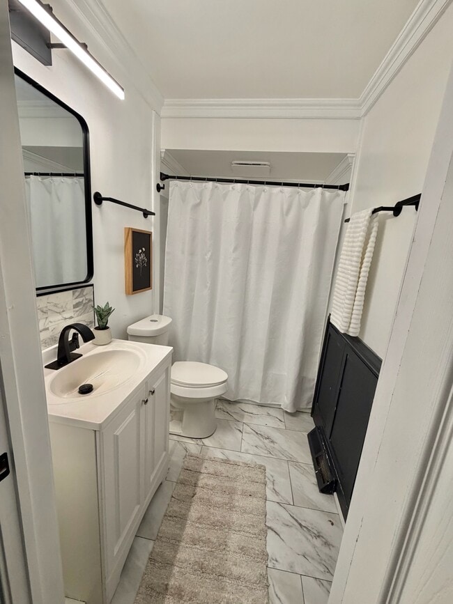 Building Photo - 5636 Hopkins Rd