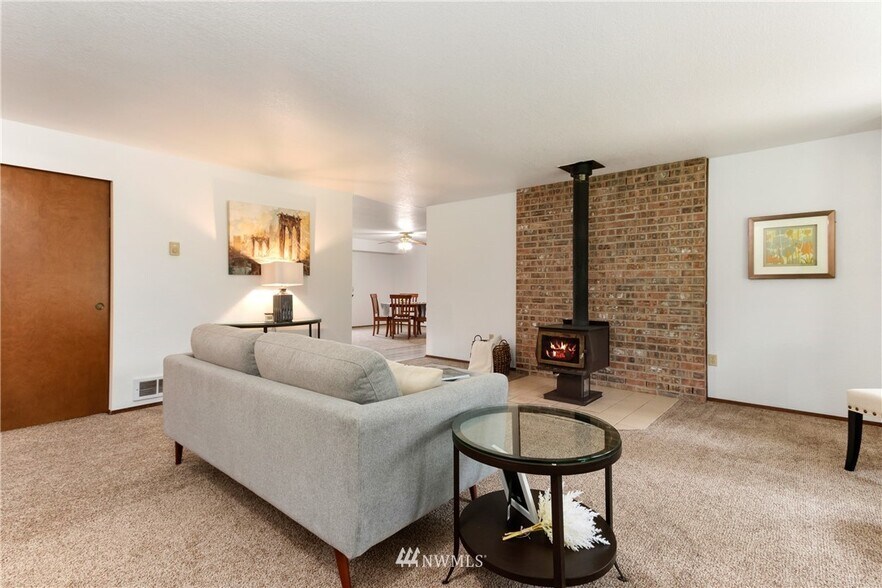 Living Room - 15808 122nd Ave NW