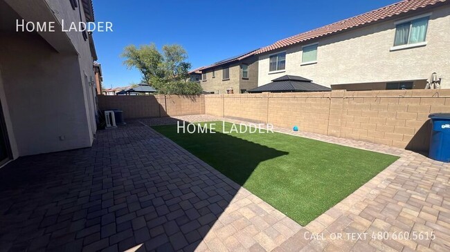 Building Photo - Beautiful 4-Bedroom Home in Gilbert with M...