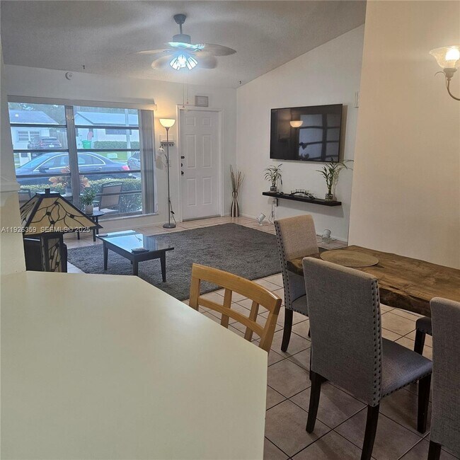 Building Photo - 11461 NW 45th Pl