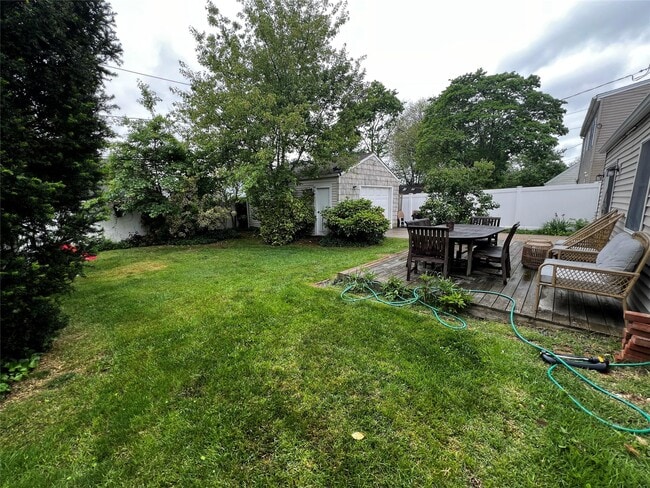 Building Photo - 68 Crescent Ln
